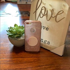 I phone se pink glitter case and pop socket